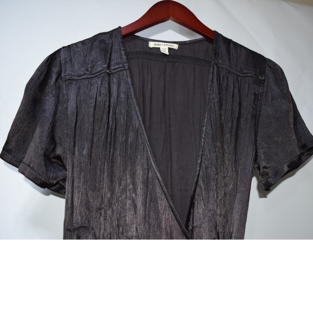 Billabong Black Maxi Wrap Dress Short Sleeve Tie Waist Boho Size M - Picture 2 of 4
